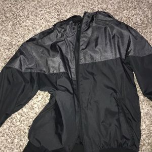 Color blocking windbreaker worn twice